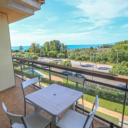 Ciutadella Atico - Only Families Apartment Cambrils