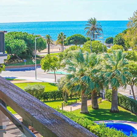 Ciutadella Atico - Only Families Apartment *